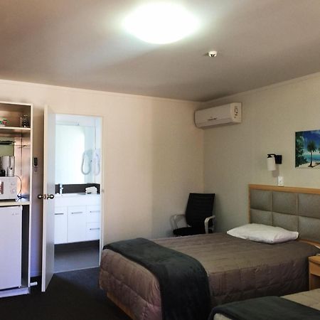 המילטון Grosvenor Motel מראה חיצוני תמונה