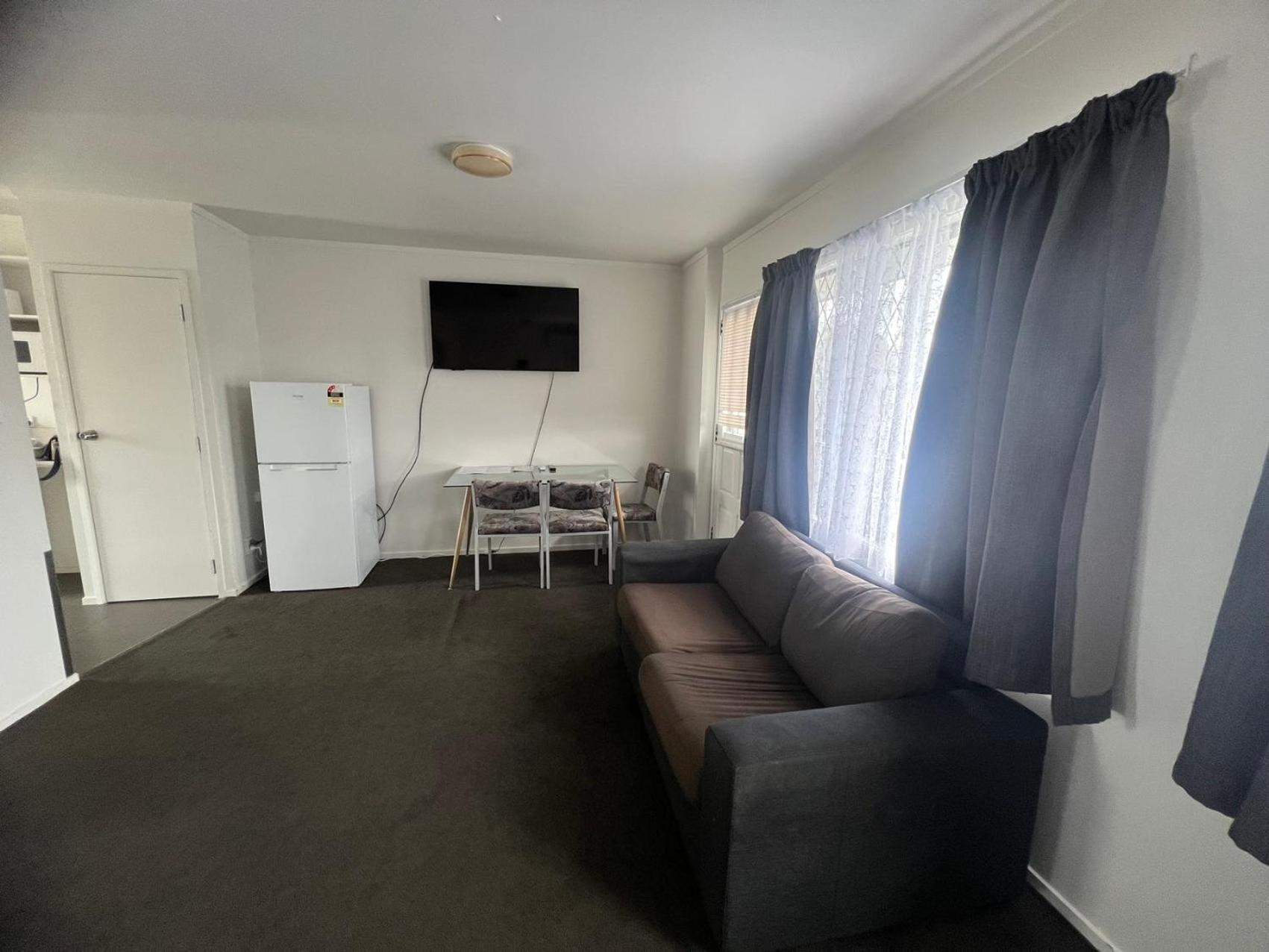 המילטון Grosvenor Motel מראה חיצוני תמונה