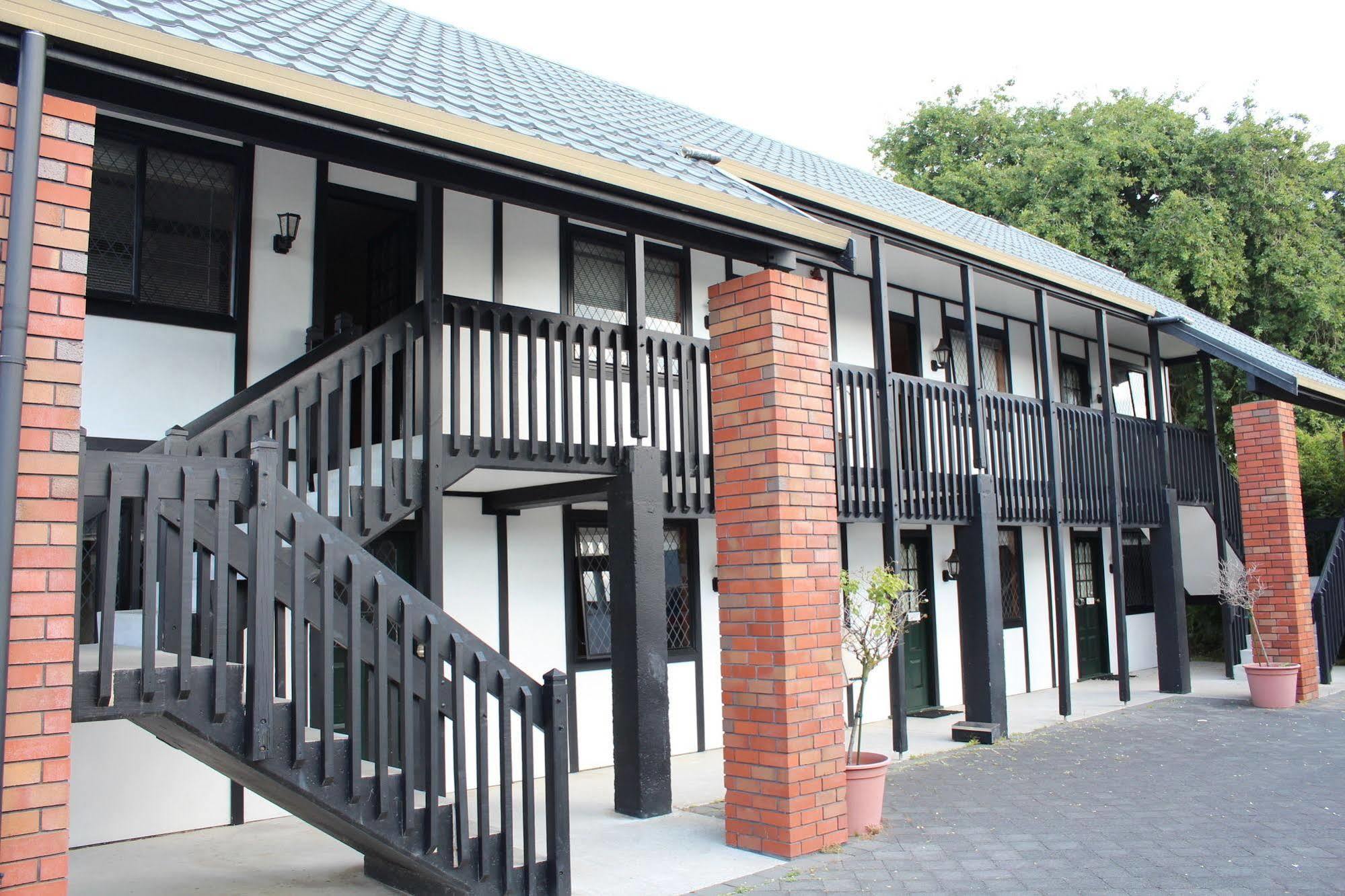 המילטון Grosvenor Motel מראה חיצוני תמונה