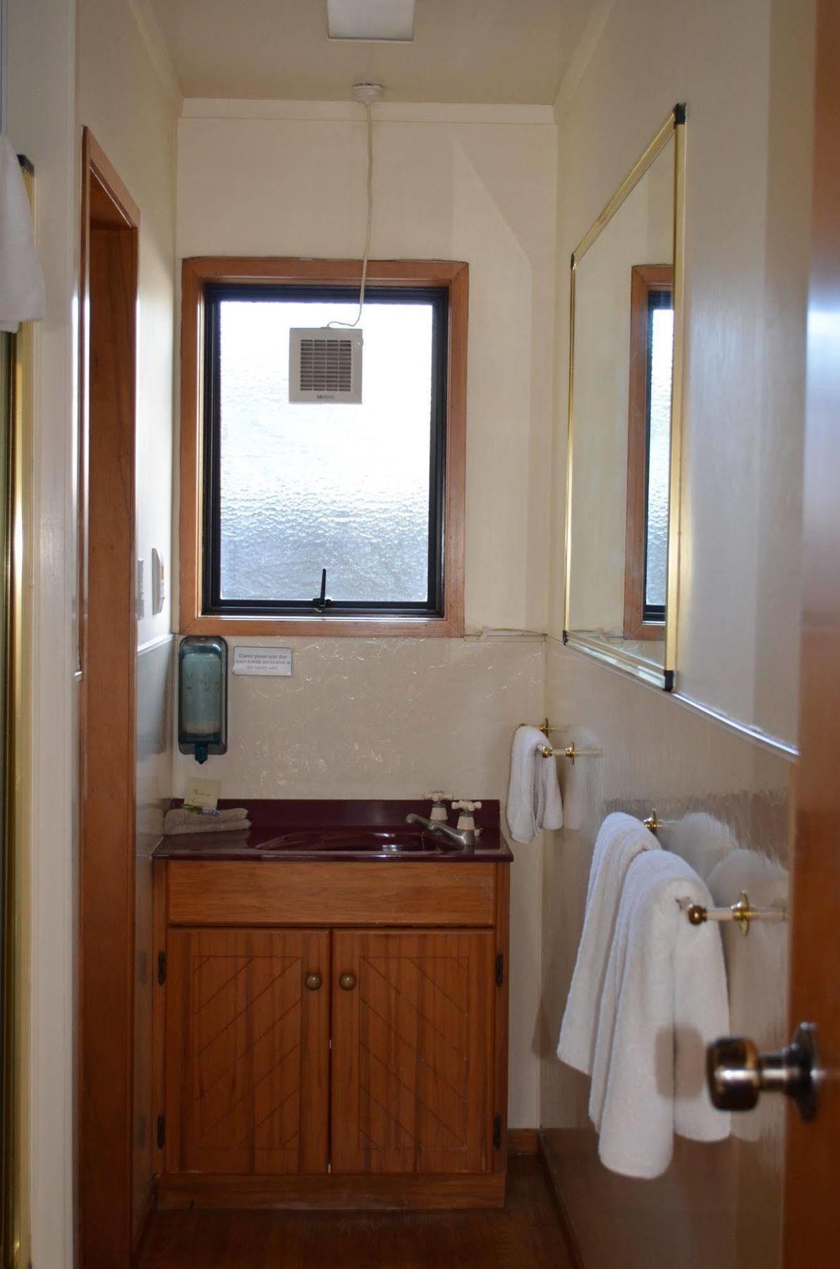 המילטון Grosvenor Motel מראה חיצוני תמונה