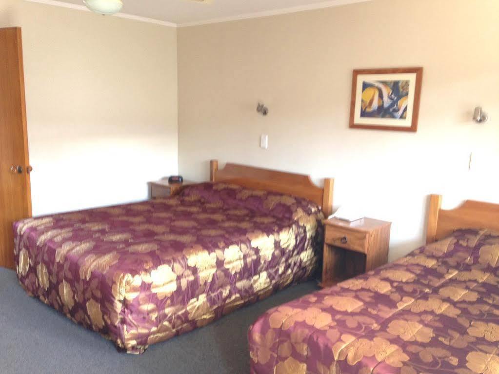המילטון Grosvenor Motel מראה חיצוני תמונה