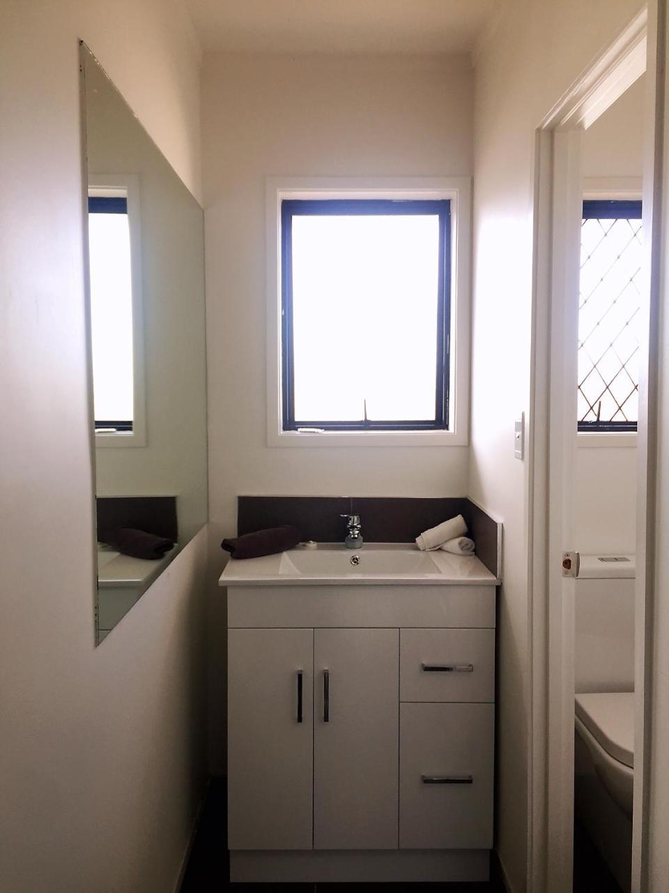 המילטון Grosvenor Motel מראה חיצוני תמונה