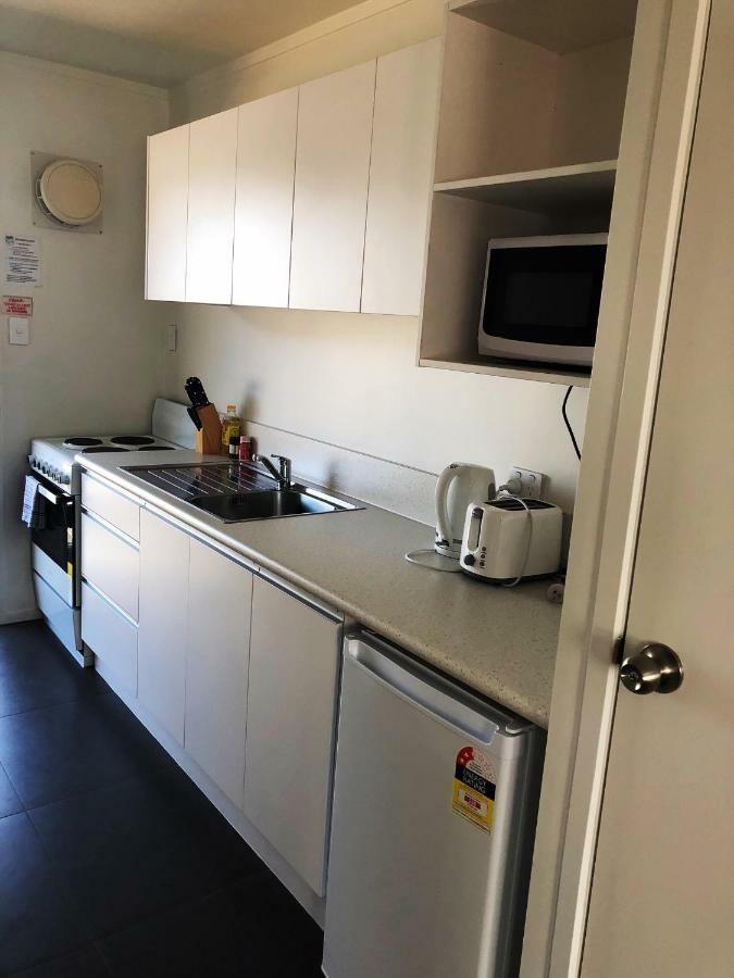 המילטון Grosvenor Motel מראה חיצוני תמונה